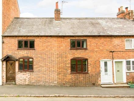 Cottage in need of Refurbishment - Mass Potential - Husbands Bosworth (LE17)