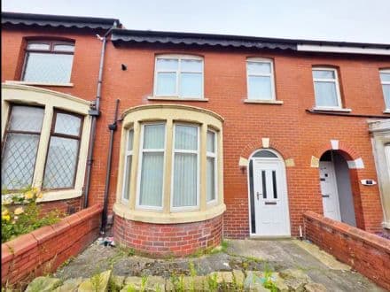 Terraced Property with Tenant-in-Situ - Blackpool (FY1)
