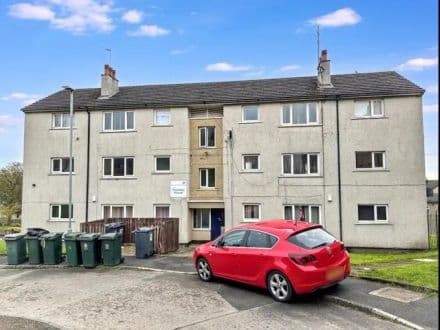 Two Bed Apartment - Refurbishment Required - Ideal Property to add to a Portfolio - Bradford (BD10)